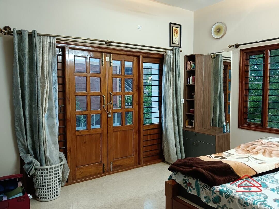 bedrooms 2