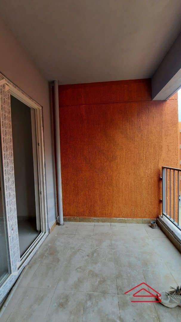 Balcony 2