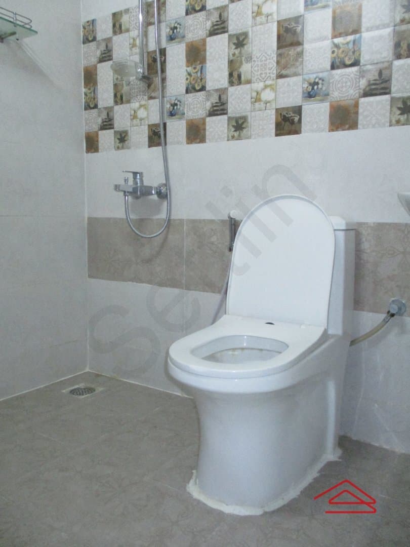 Bathroom 2