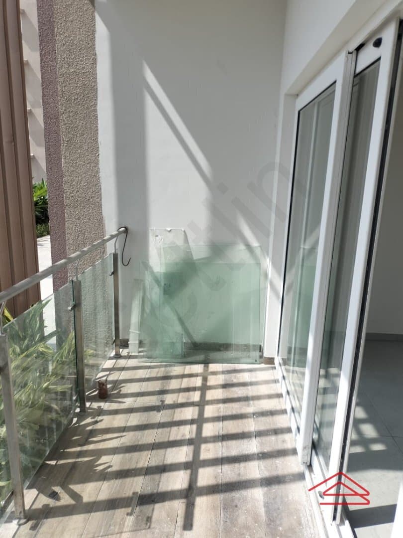 Balcony 1