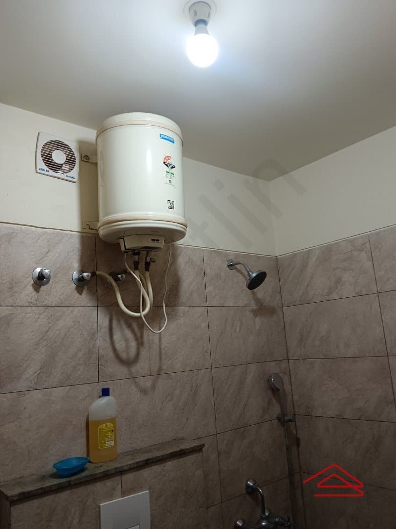 bathrooms 1