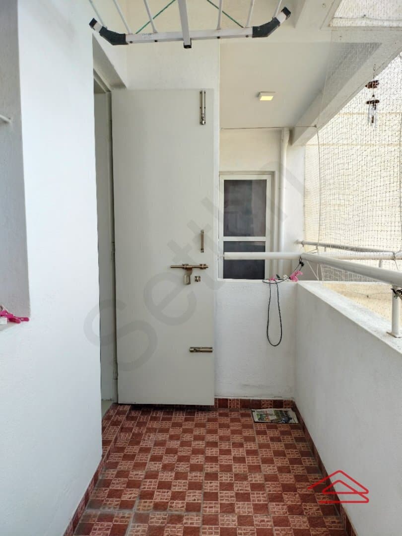 Balcony 2