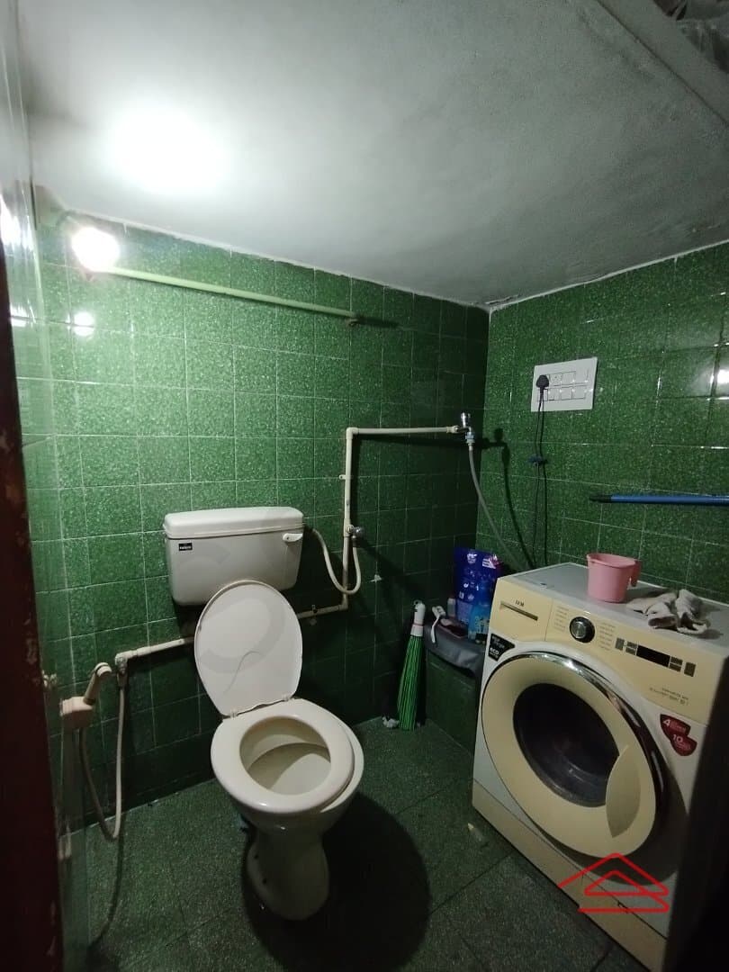 Sub Unit : bathrooms 1