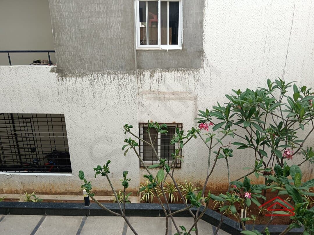 Balcony 3