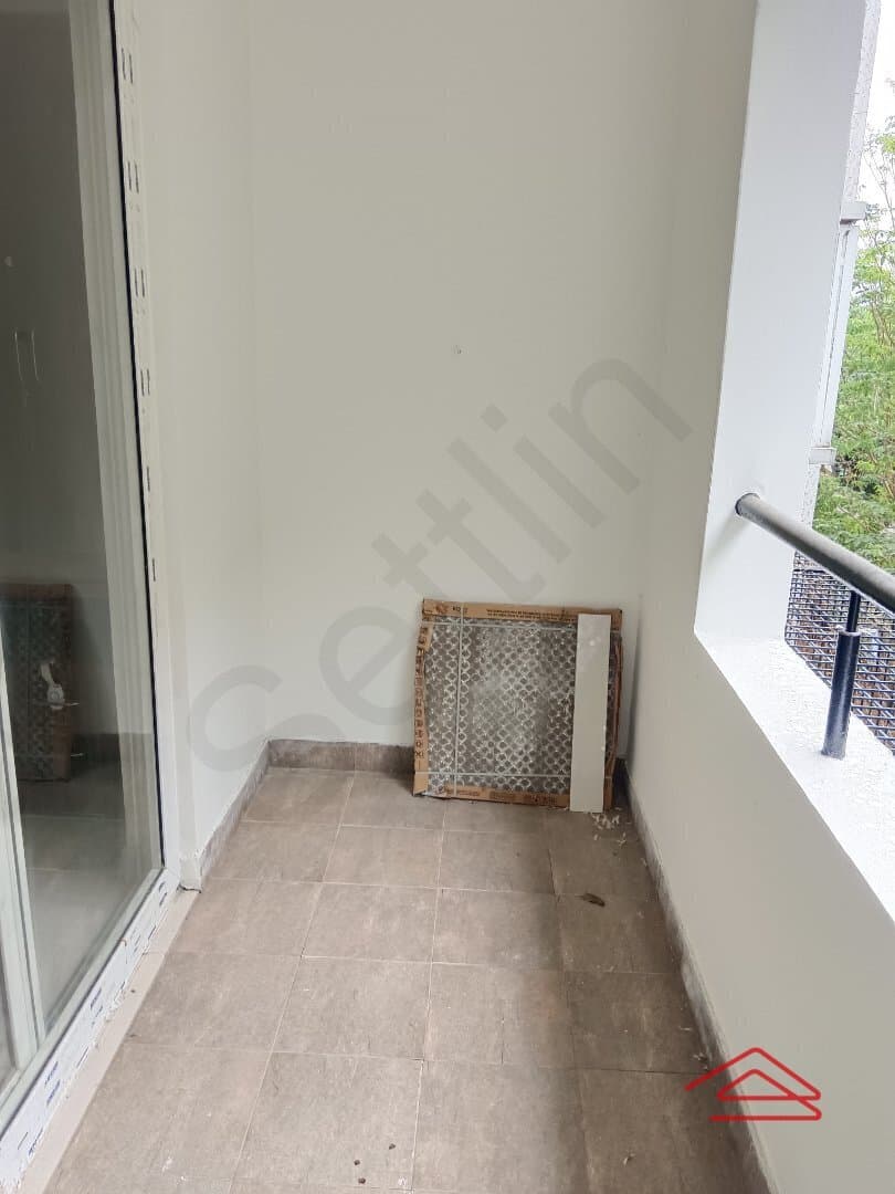 Balcony 2