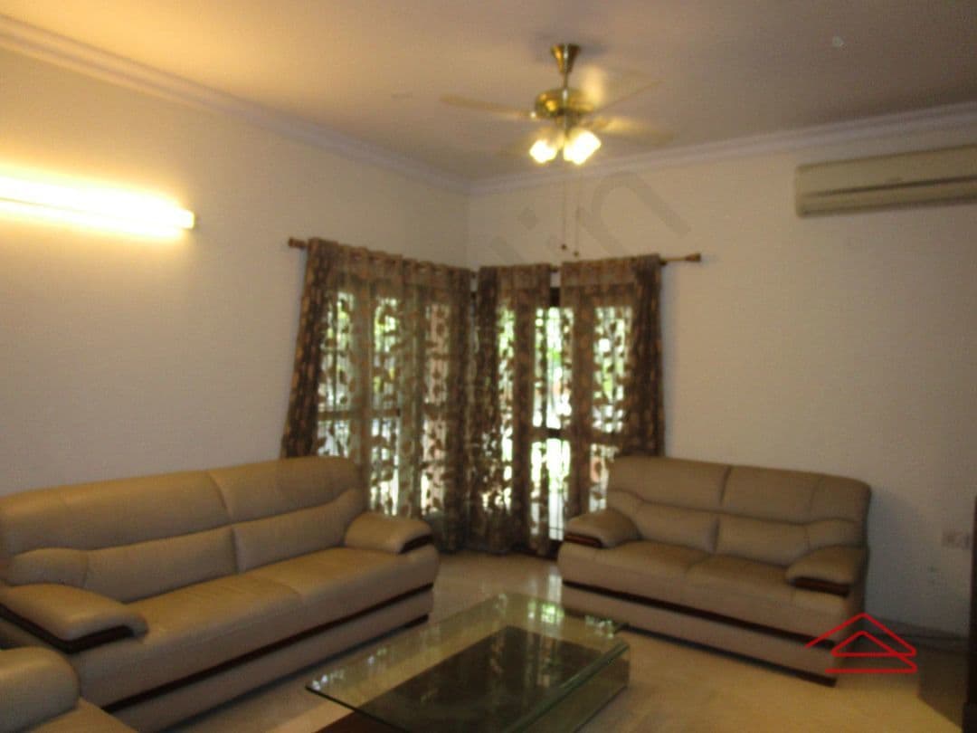 Hall 1