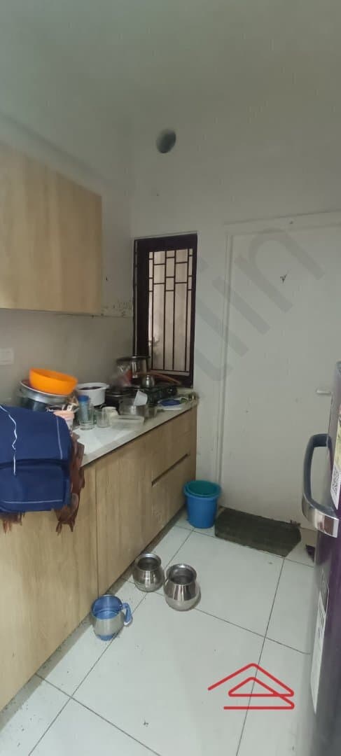 Kitchen 1