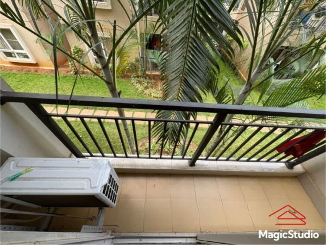 Balcony 2
