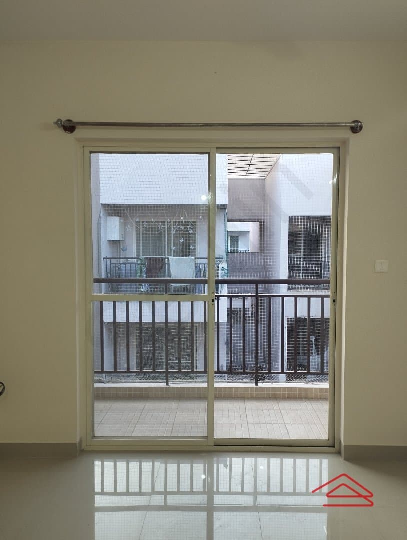 Balcony 2