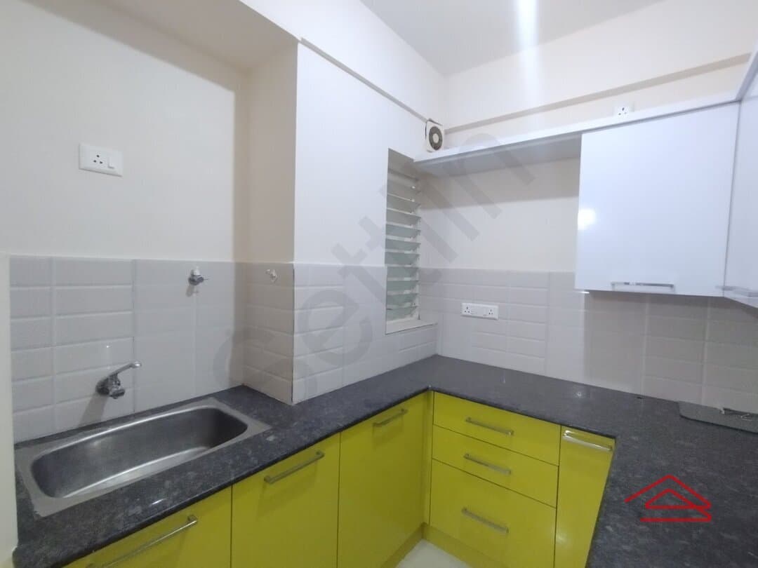 Kitchen 1
