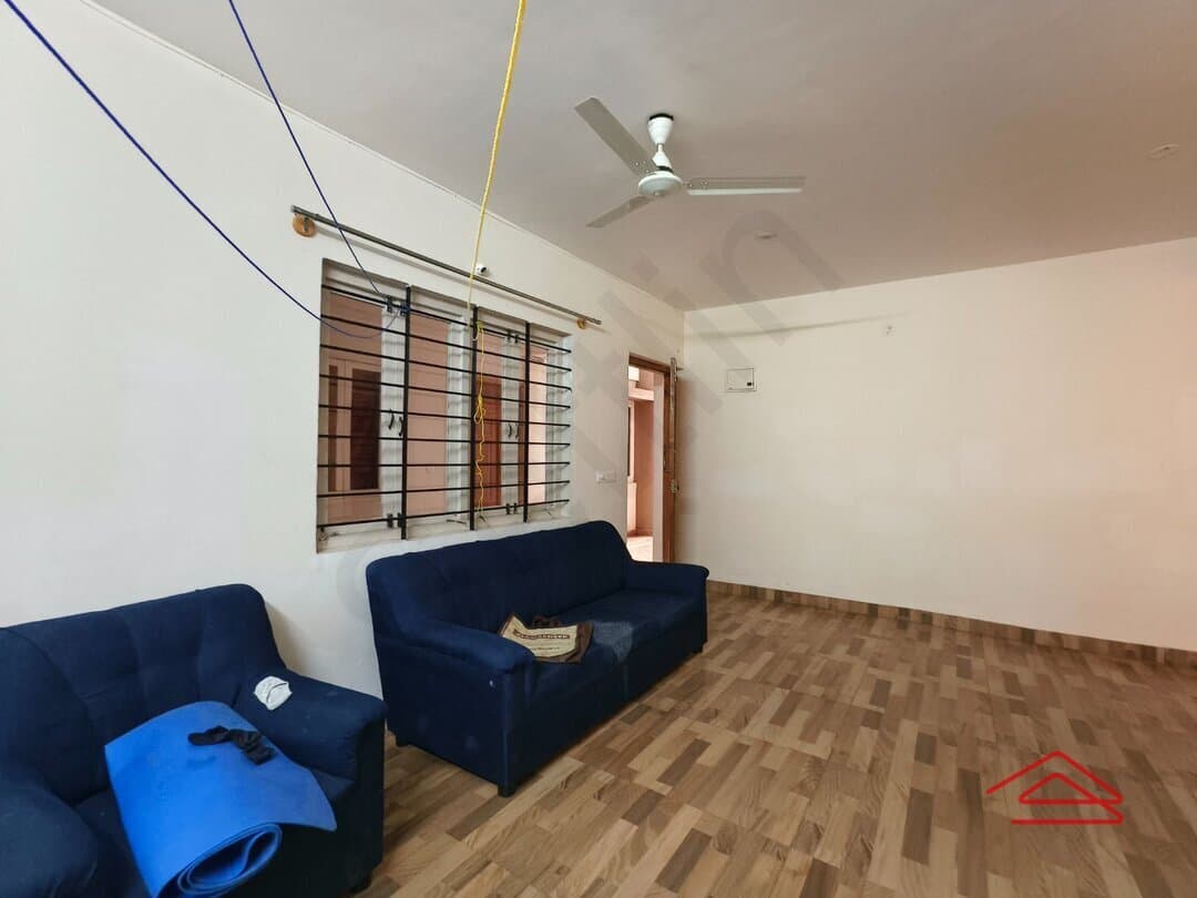 Hall 1