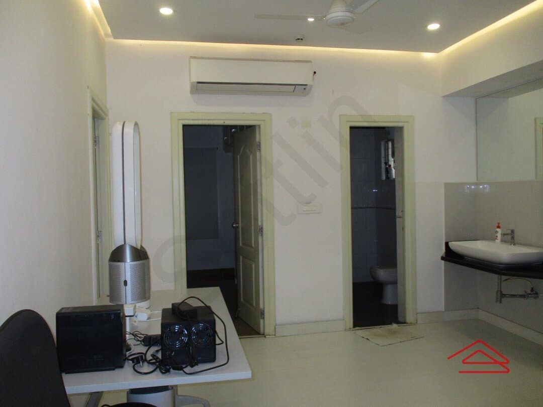 Hall 1