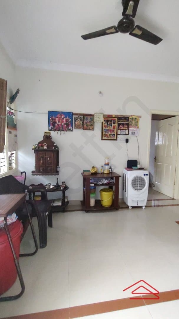 Hall 1