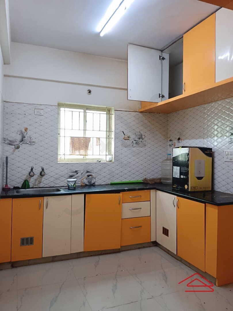 Kitchen 1