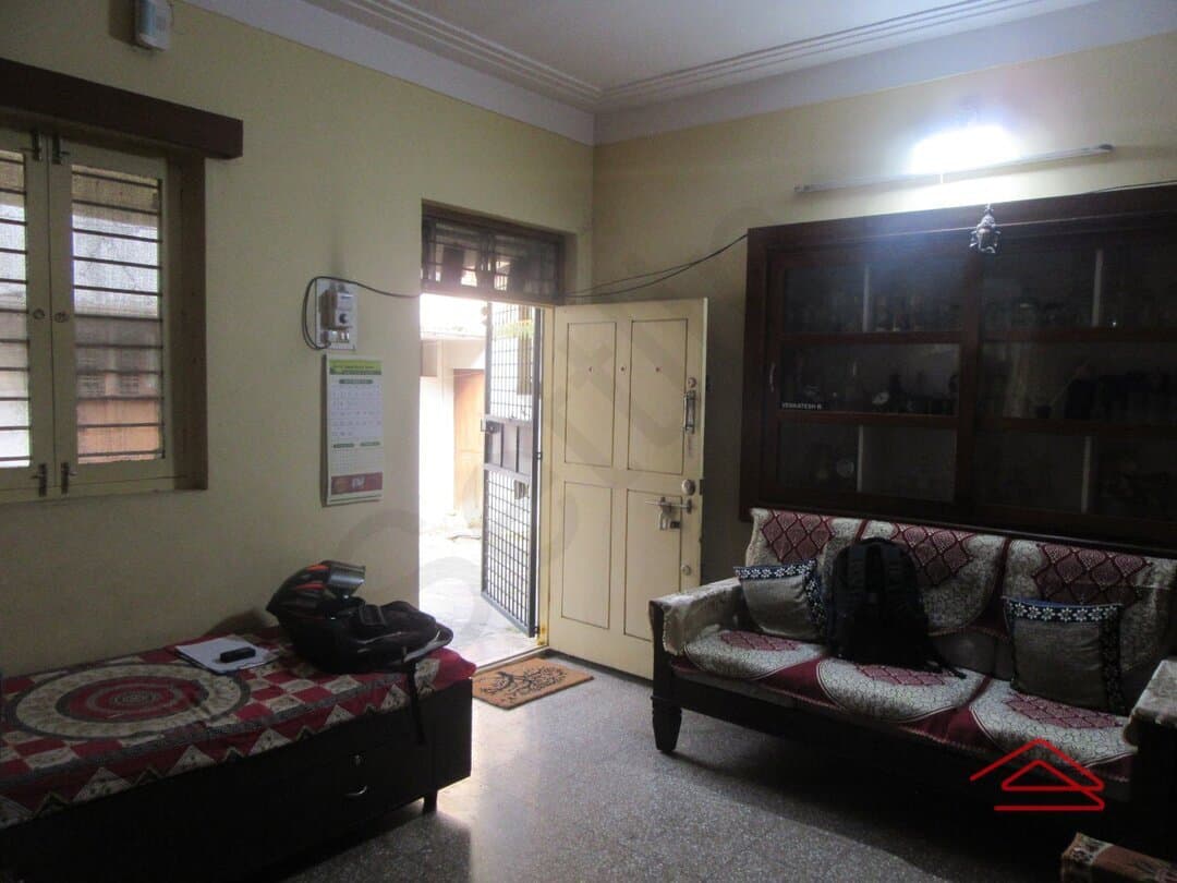 halls 1