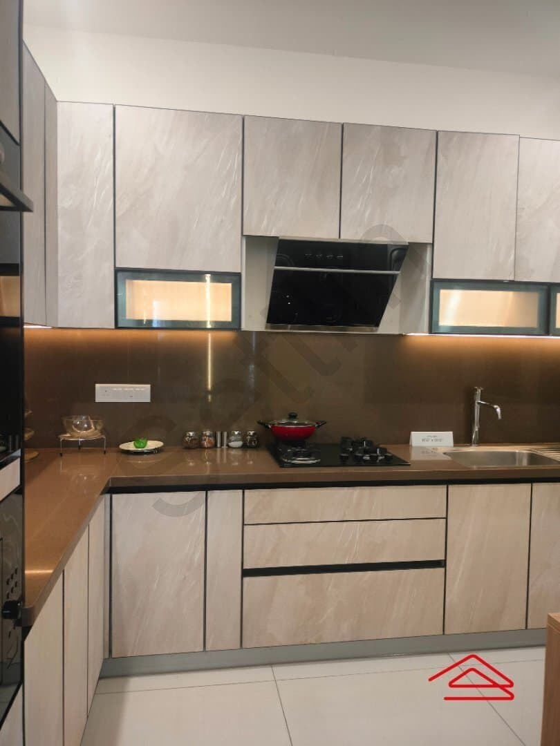Kitchen 1