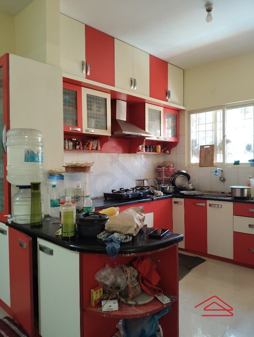 Kitchen 1