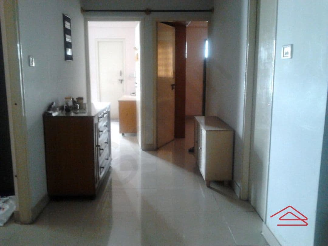 Hall 1