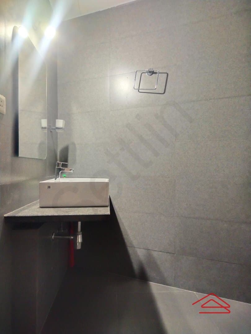 Bathroom 4