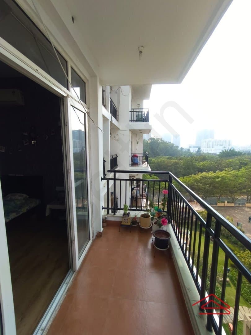 Balcony 1
