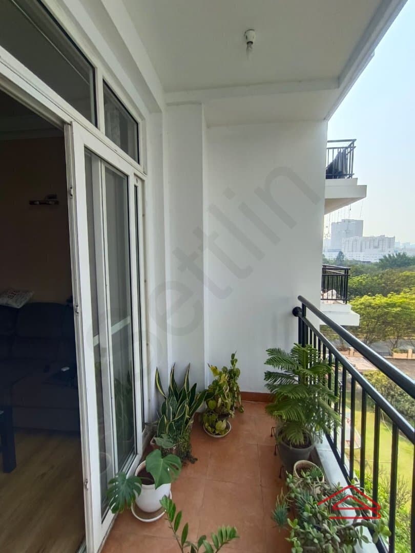 Balcony 2