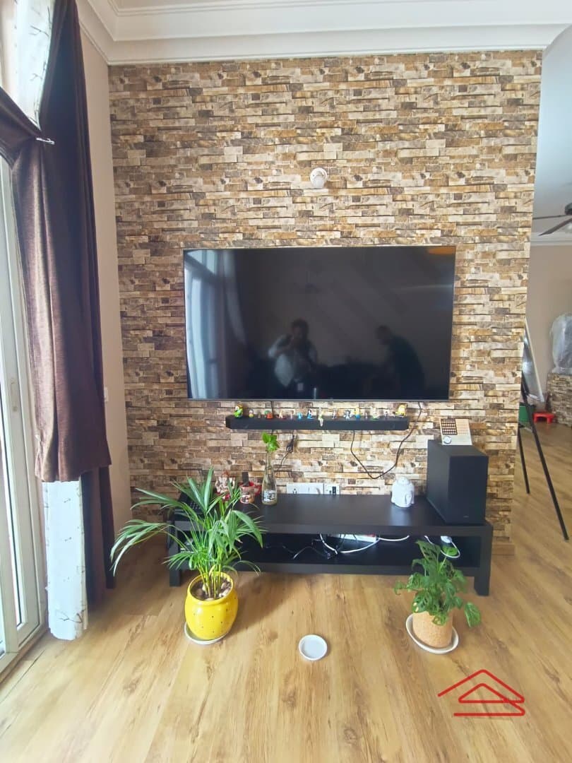Hall 1