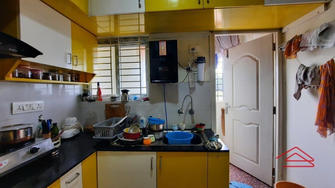 Kitchen 1