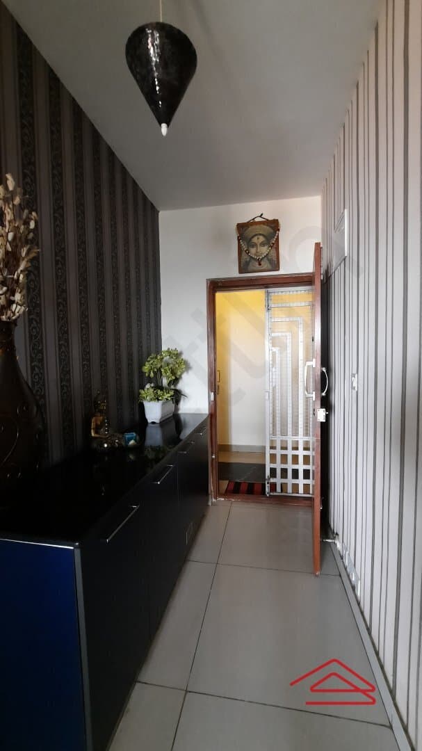 Hall 1