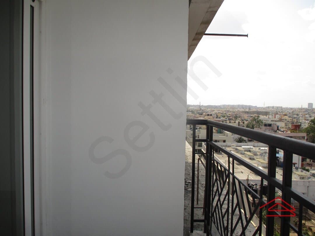 Balcony 3