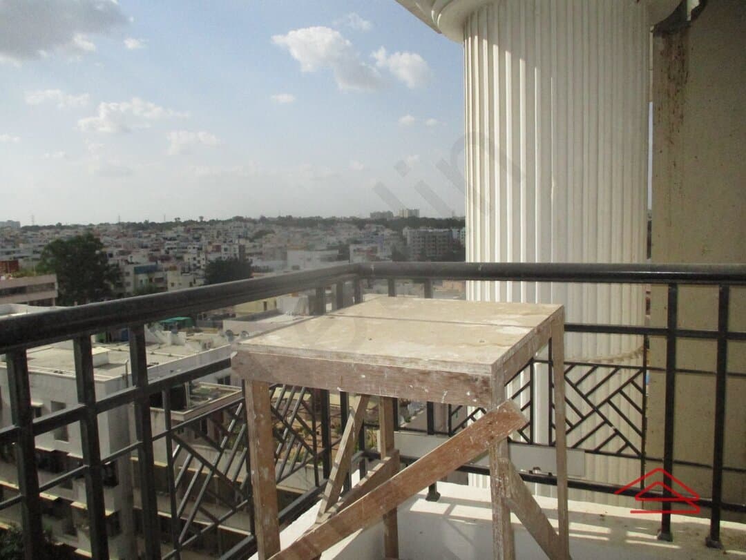 Balcony 4
