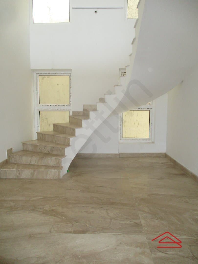 Hall 1