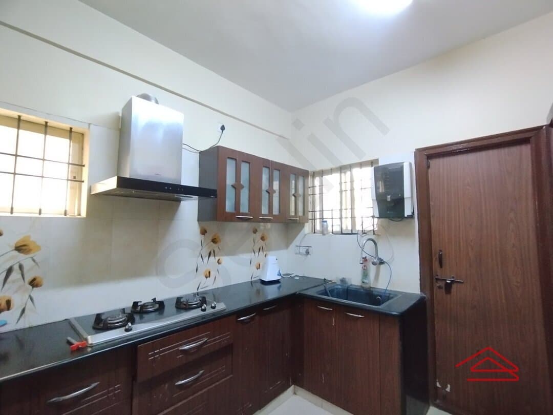 Kitchen 1