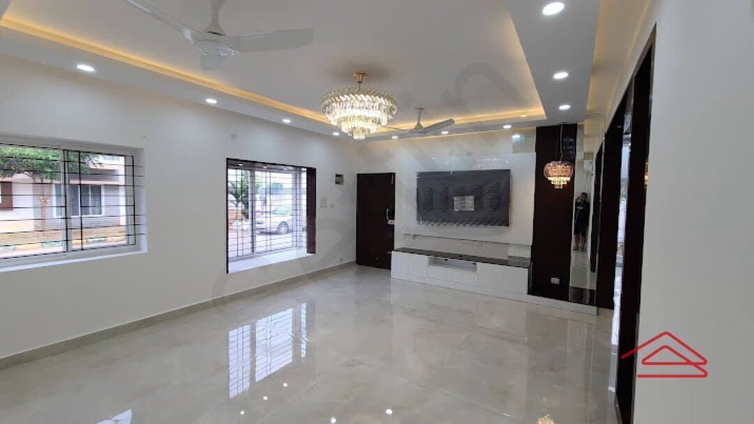 Hall 1