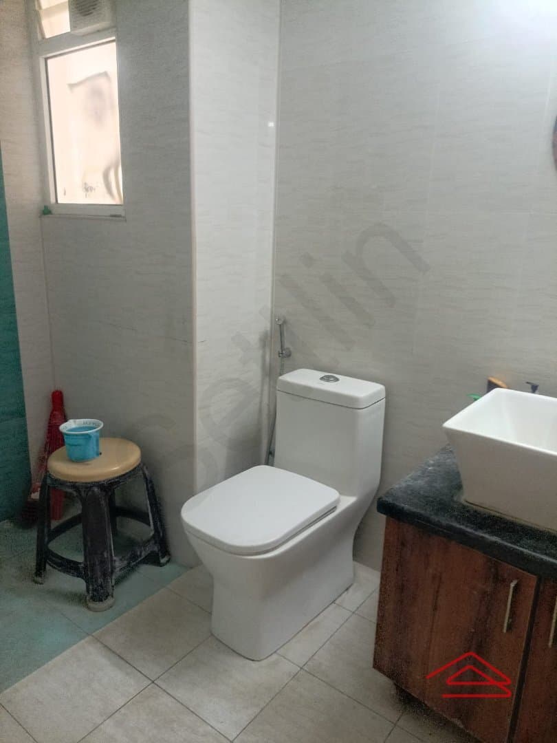 Bathroom 2
