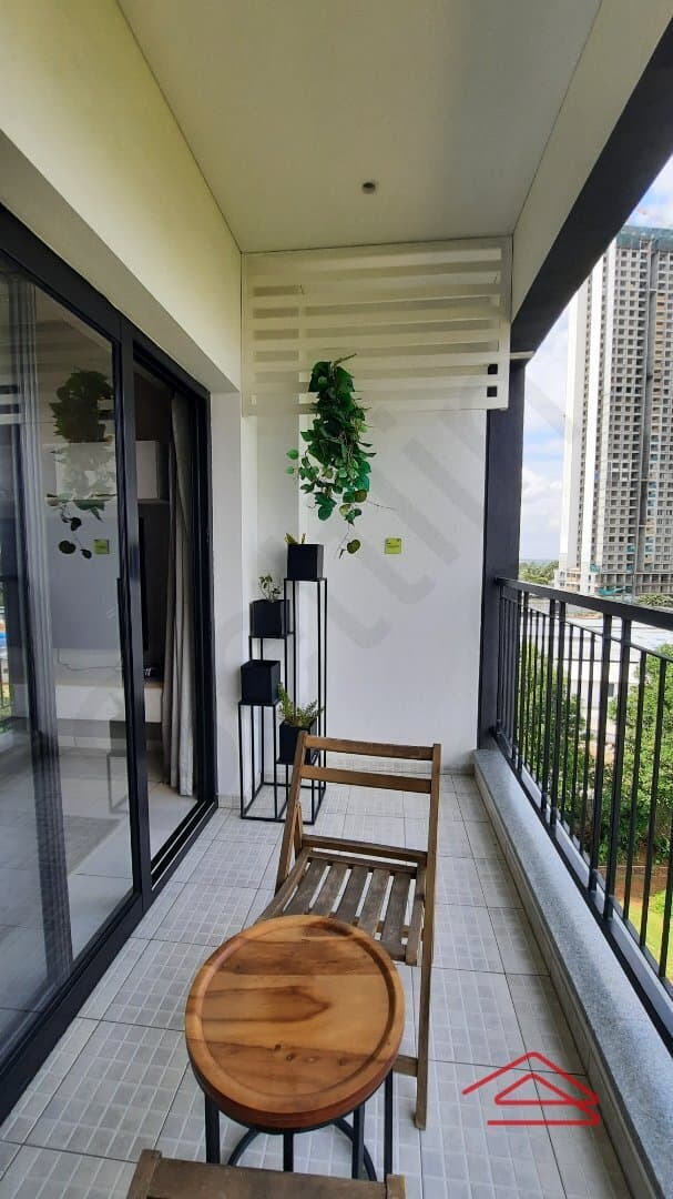 Balcony 1