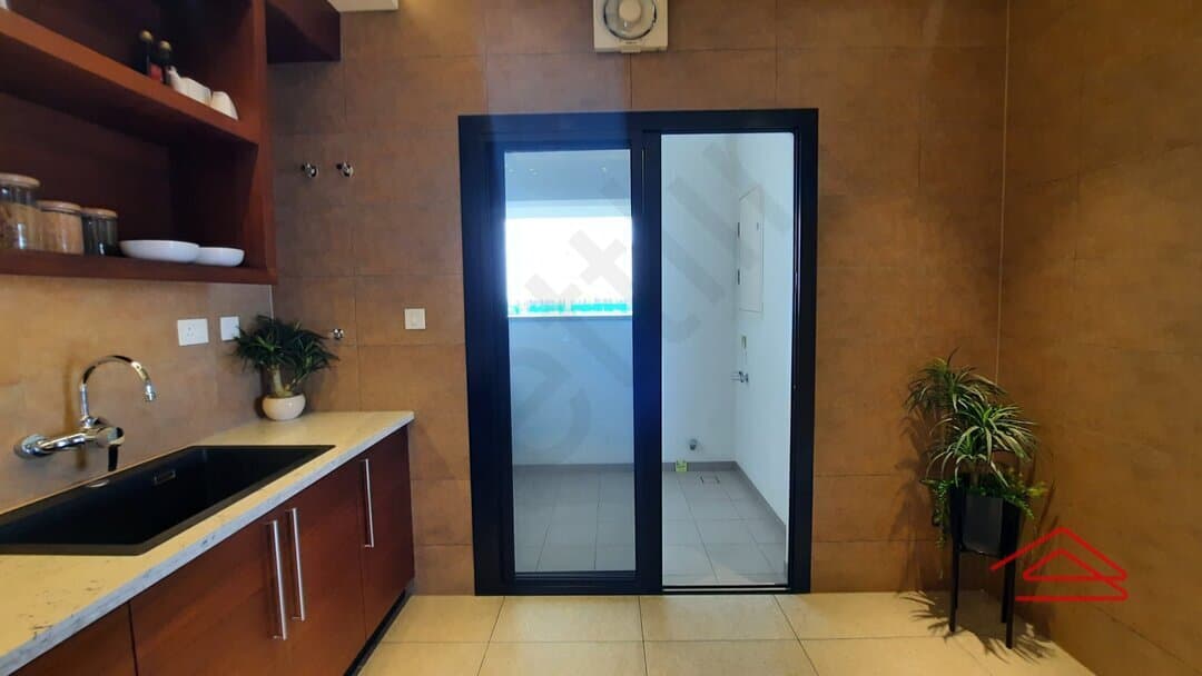 Kitchen 1