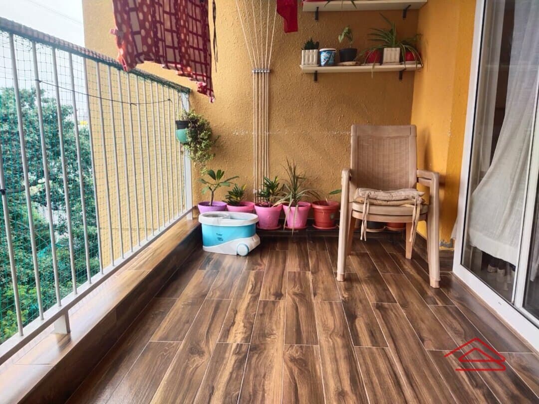 Balcony 2