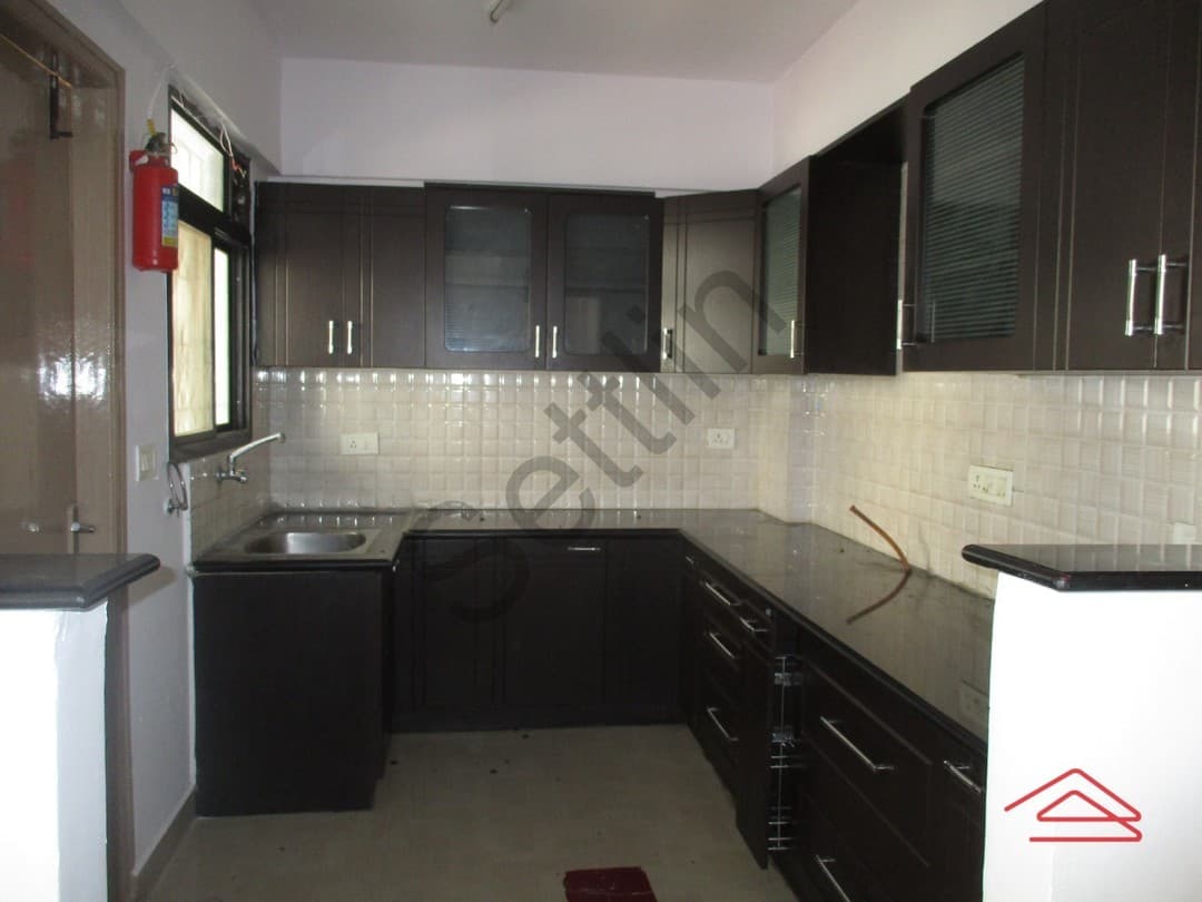Kitchen 1