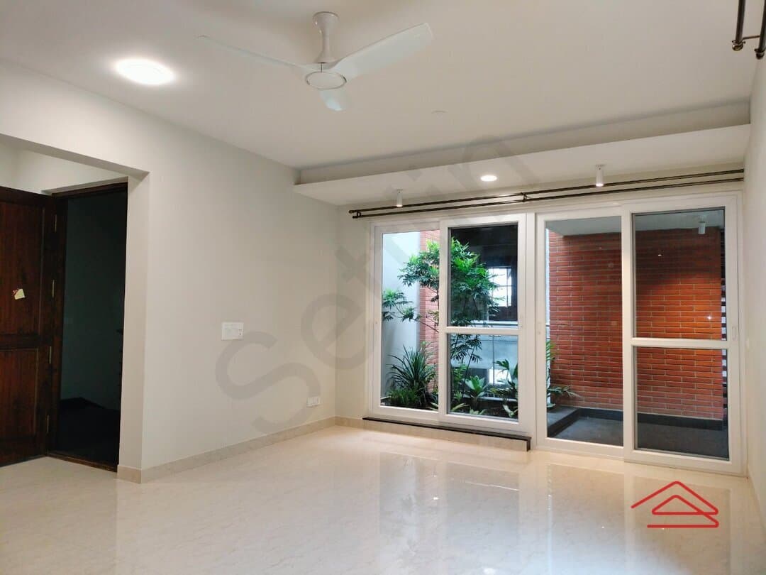 Hall 1