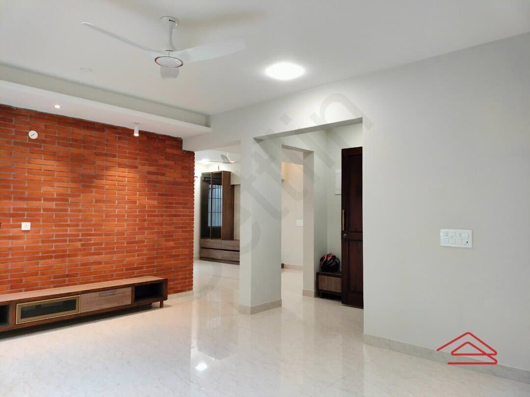 Hall 1