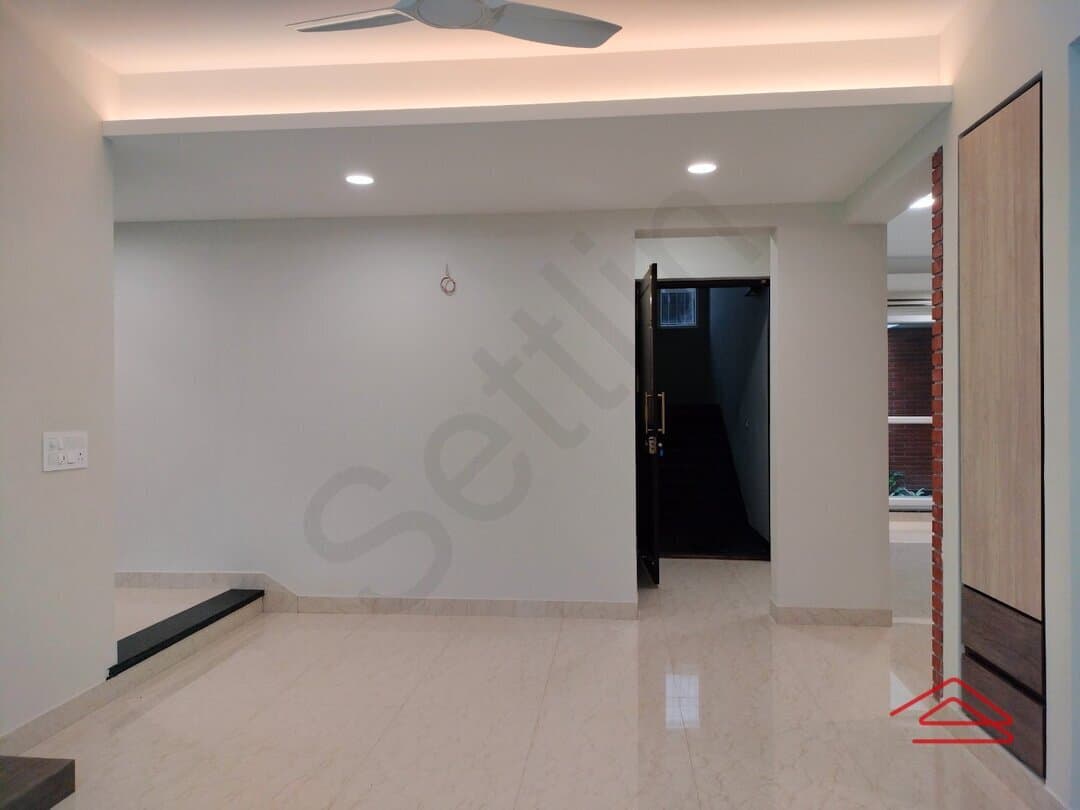 Hall 1