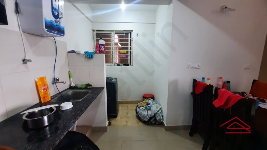 Kitchen 1