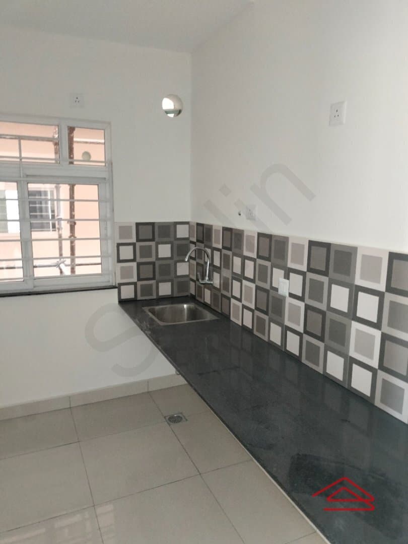 Kitchen 1