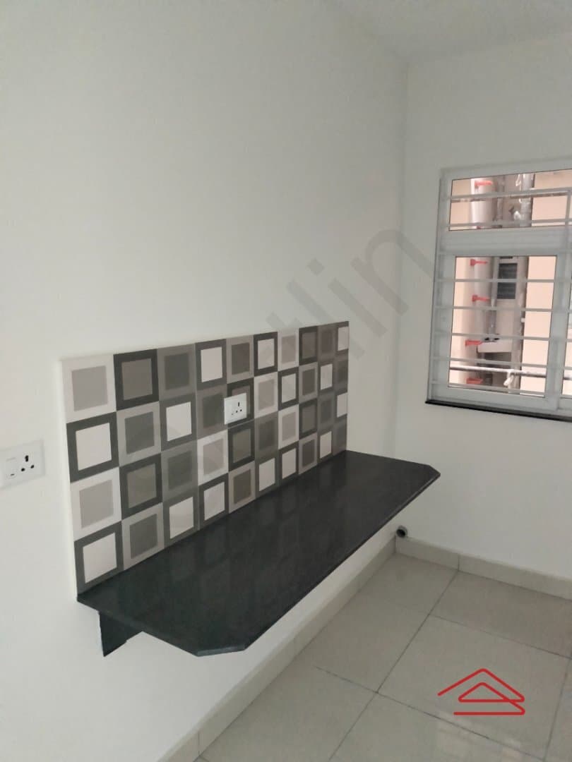 Kitchen 1