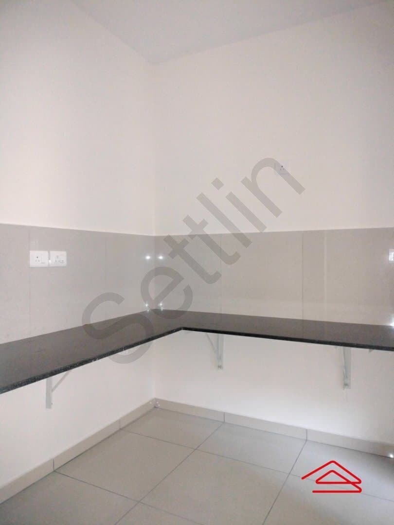 Kitchen 1