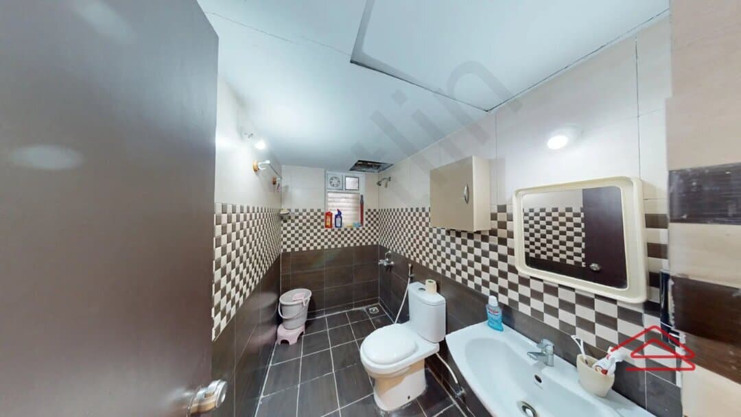 Bathroom 2