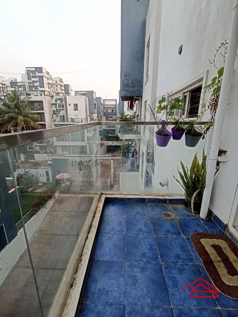 Balcony 1