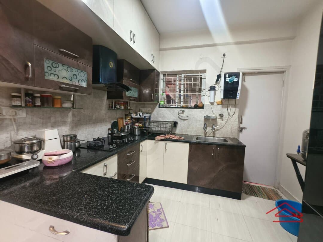 Kitchen 1