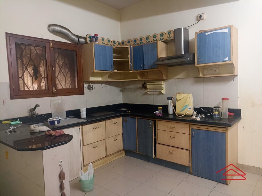 Kitchen 1