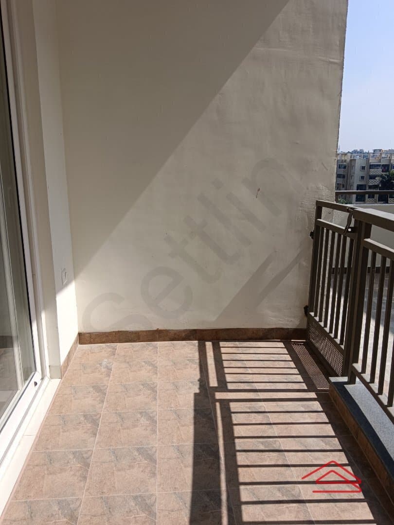 Balcony 1